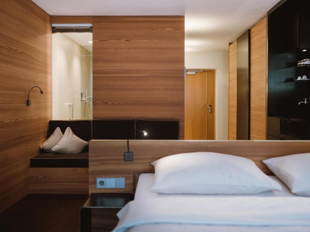 Lindenhof Pure Luxury & Spa Dolcevita Resort Naturns Exterior photo