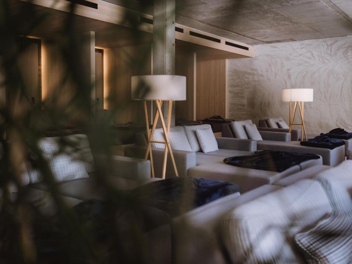 Lindenhof Pure Luxury & Spa Dolcevita Resort Naturns Exterior photo