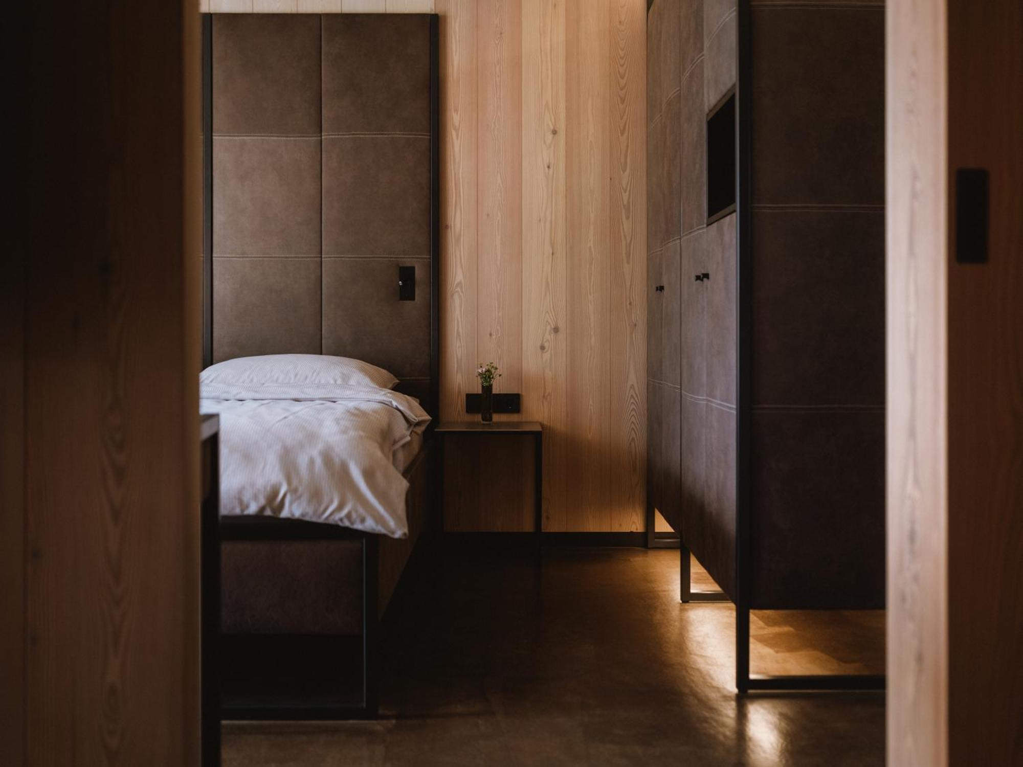Lindenhof Pure Luxury & Spa Dolcevita Resort Naturns Exterior photo